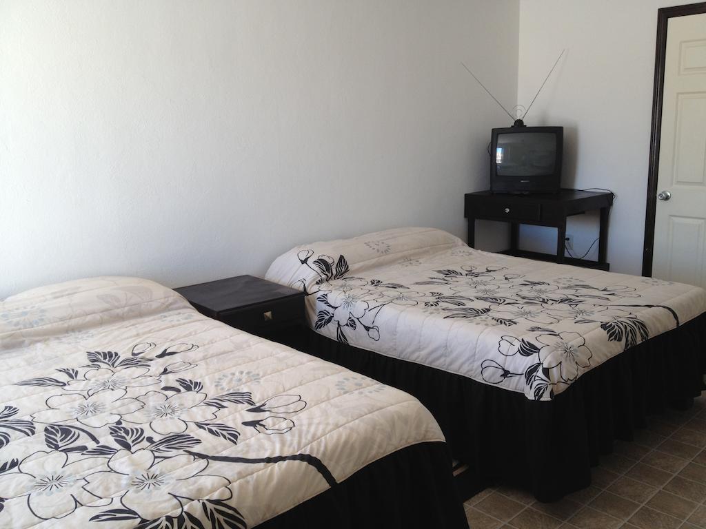 Whale Hill Aparthotel Puerto Peñasco Szoba fotó